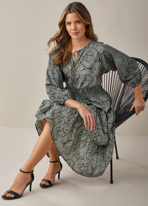 Open image in slideshow, Charlie Paige Paisley Dress
