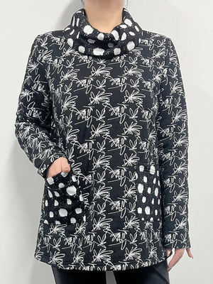 Open image in slideshow, Black and White Cowlneck Tunic
