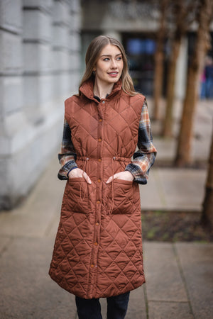 Open image in slideshow, Rust Puffer Vest
